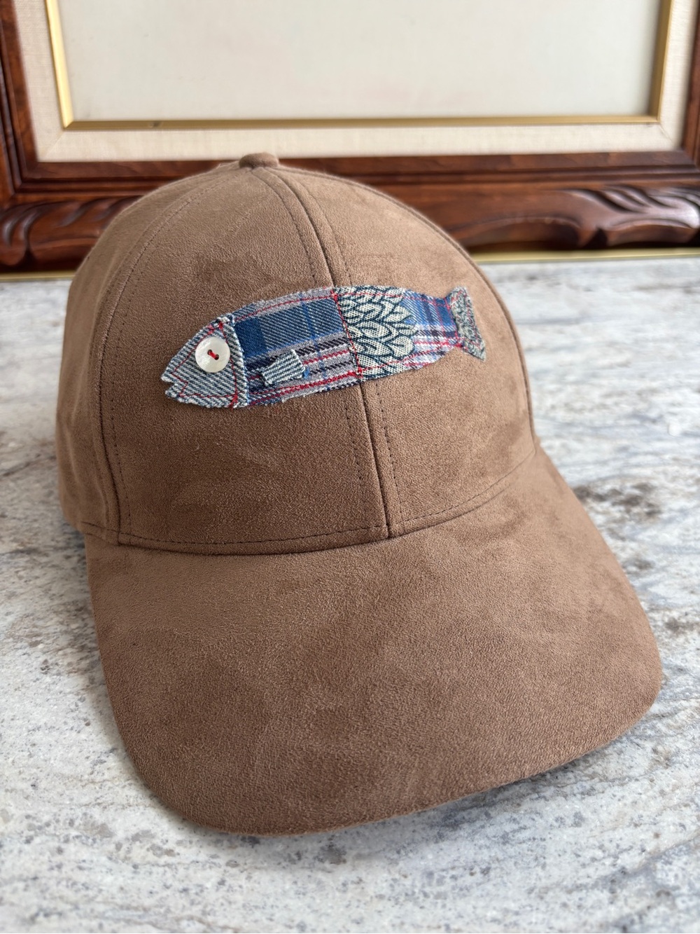 Aritzia Wilfred Free Hat Handcrafted Fabric Sardine Fish Patch Brown Cap